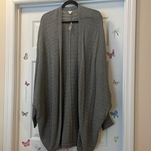 Women’s cocoon cardigan